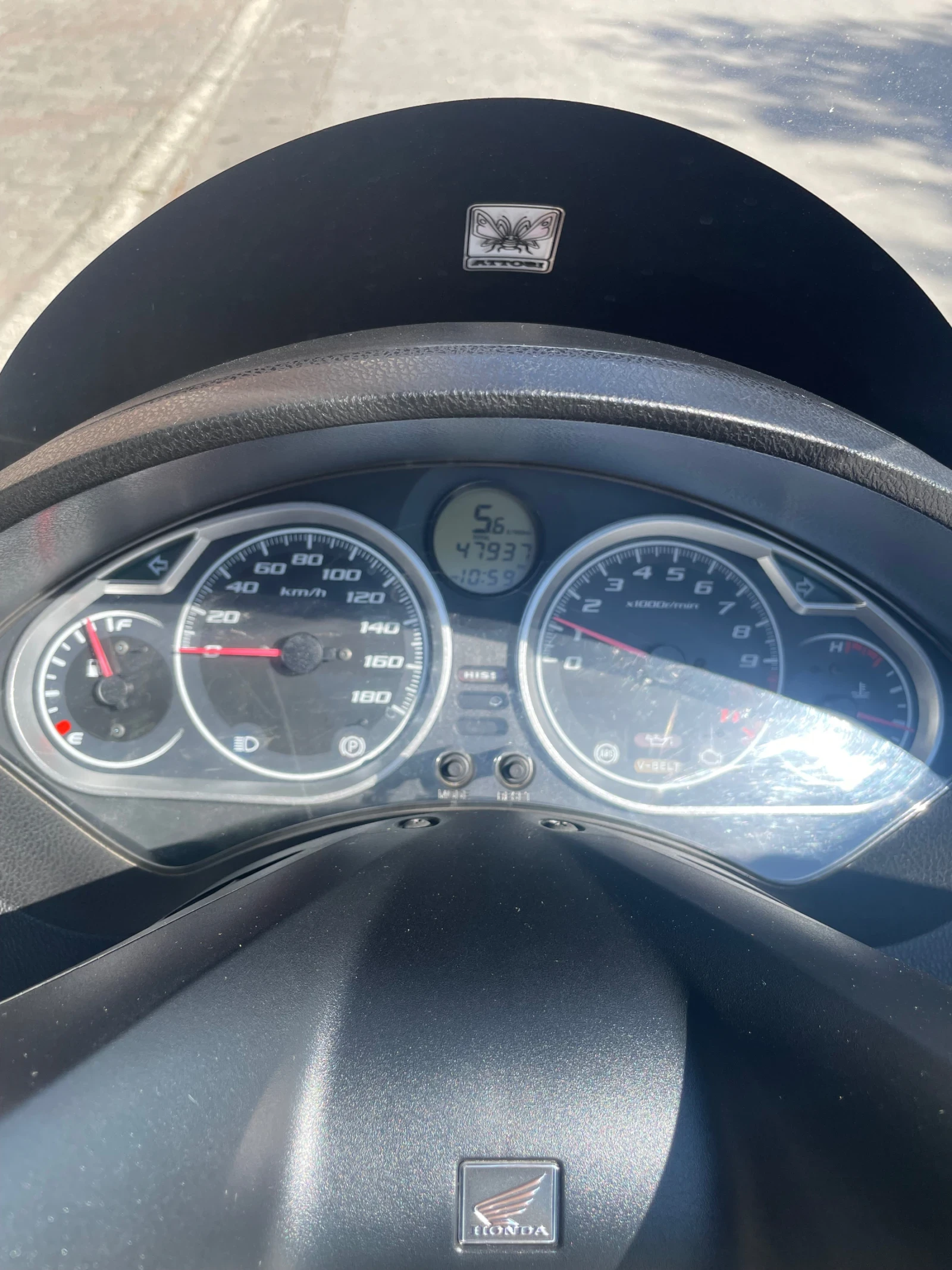 Honda Silver Wing Скутер - изображение 5
