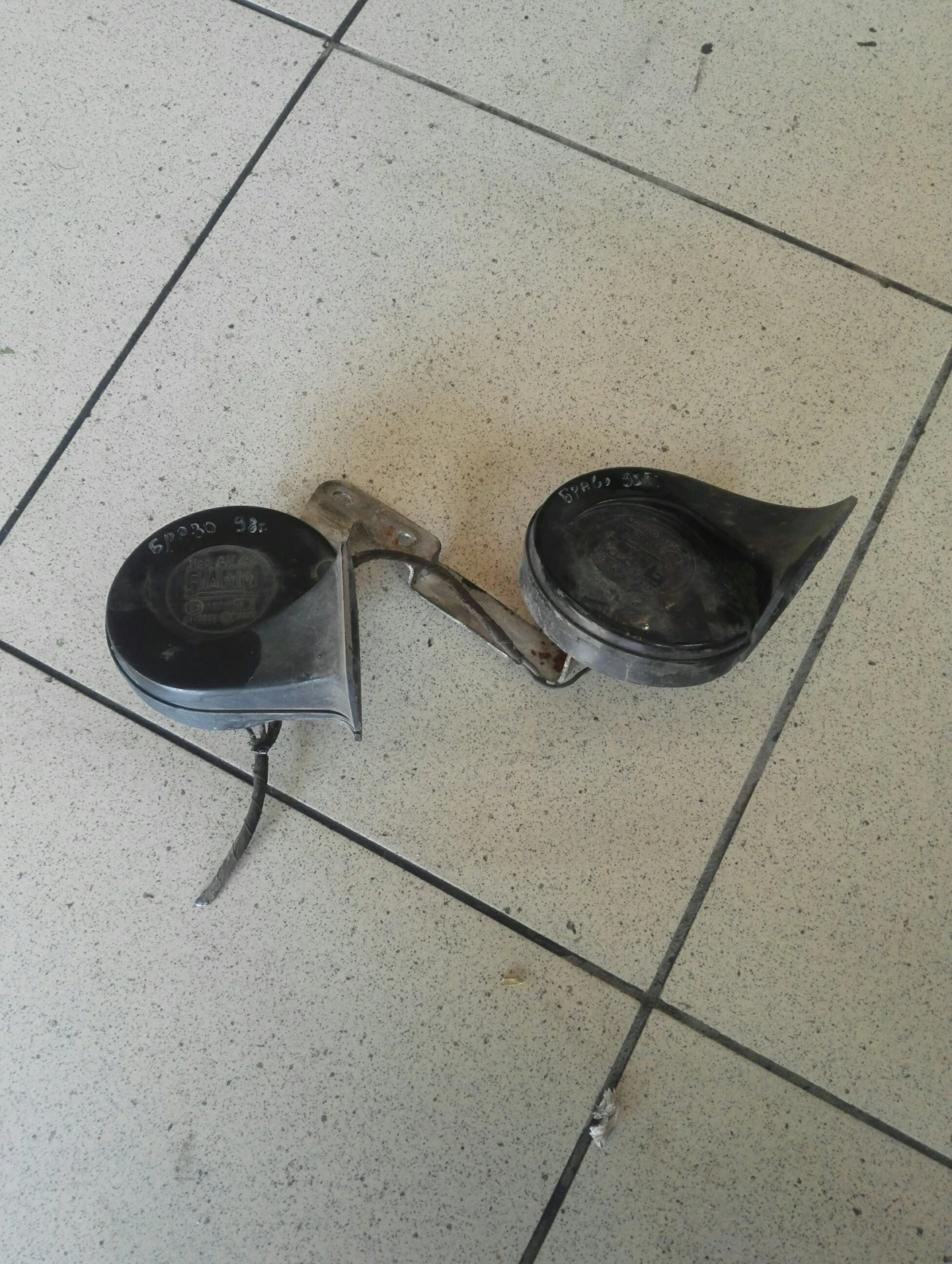 ������� ���� ����� (5) | Mobile.bg � ����������� 1