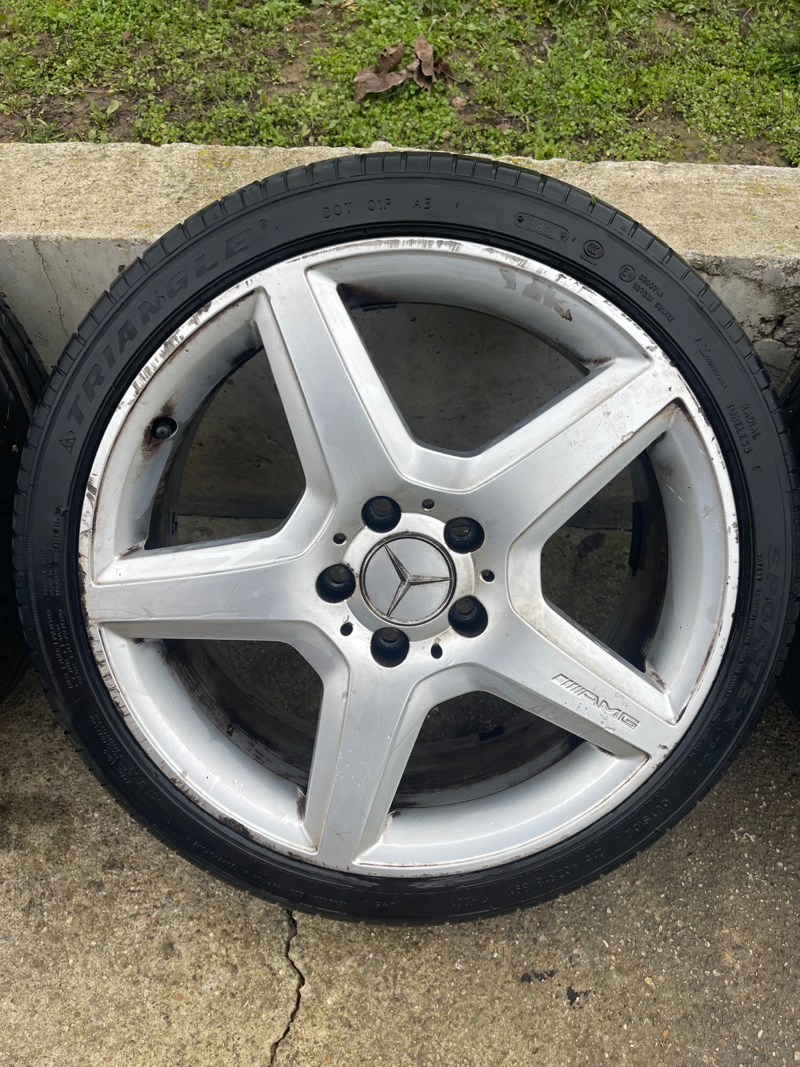 ���� � ������ 215/40R18 | Mobile.bg � ����������� 8