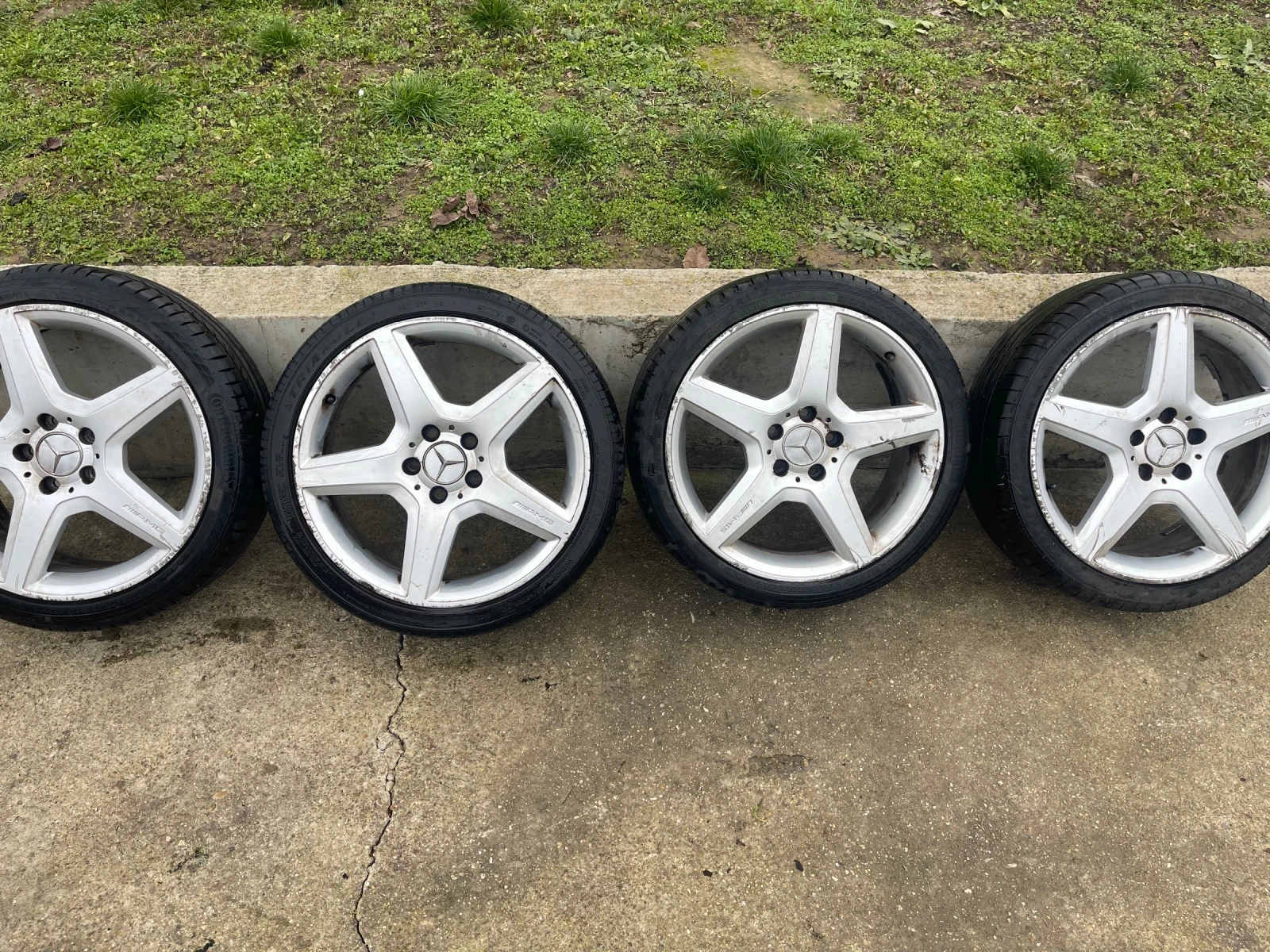 ���� � ������ 215/40R18 | Mobile.bg � ����������� 10