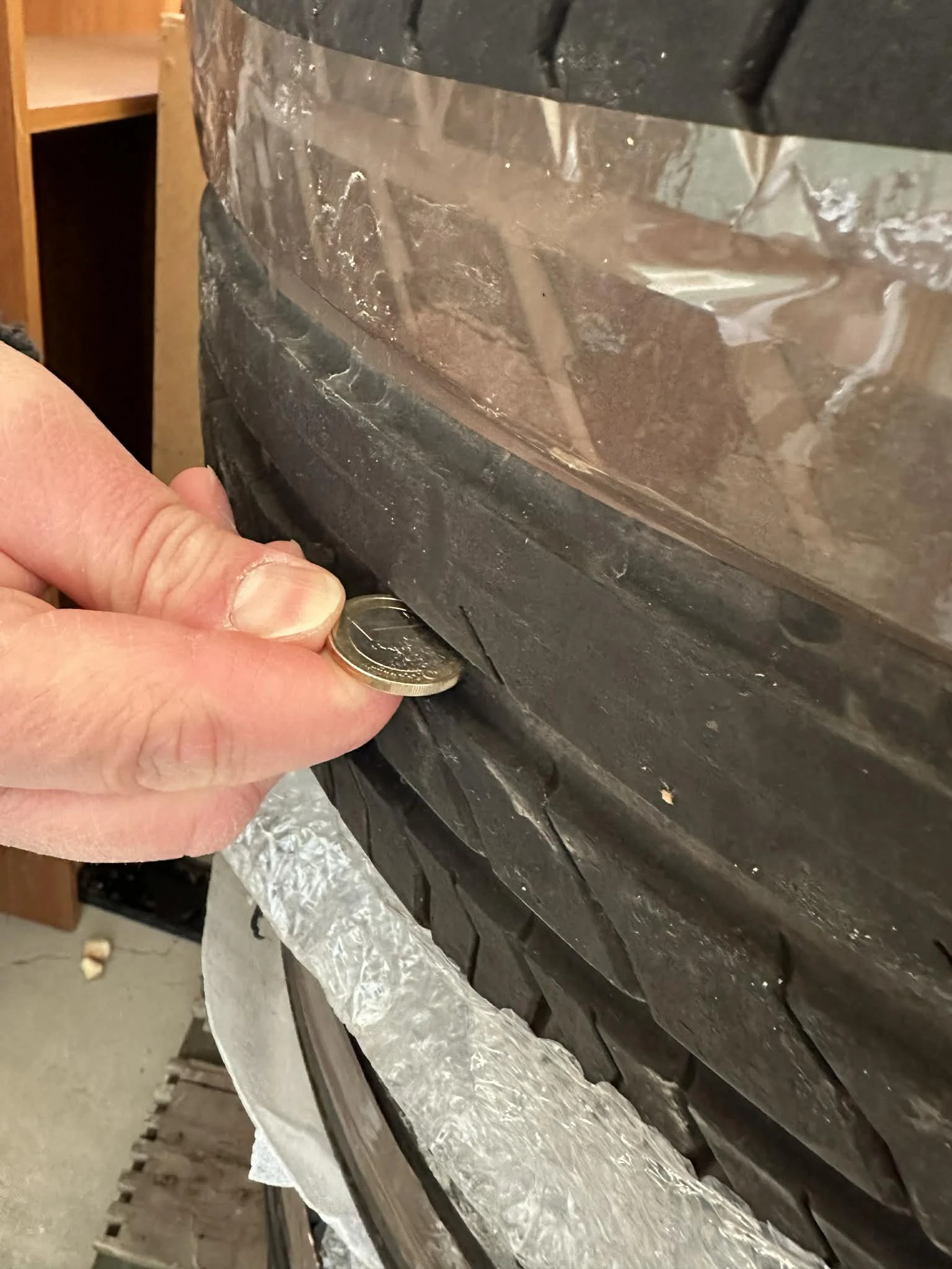 Гуми Летни 235/55R19, снимка 4 - Гуми и джанти - 53757187