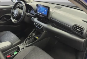 Toyota Yaris HYBRID* DISTR* LED* KEYLESS* CARPLAY, снимка 11