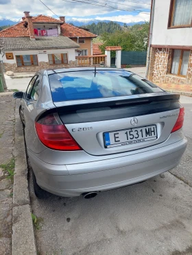 Mercedes-Benz C 200, снимка 4