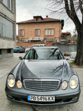 Mercedes-Benz E 220, снимка 1 - Автомобили и джипове - 44791496