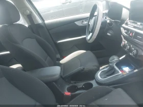 Kia Forte 2.0L I-4 DOHC, VVT, 147HP Front Wheel Drive | Mobile.bg � ����� ������ 5