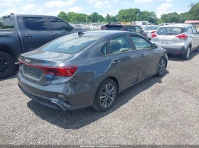 Kia Forte 2.0L I-4 DOHC, VVT, 147HP Front Wheel Drive | Mobile.bg � ����� ������ 4