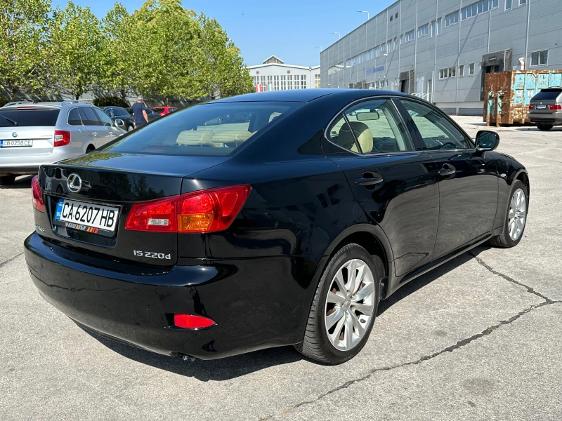 Lexus IS 220d, снимка 4 - Автомобили и джипове - 47120320