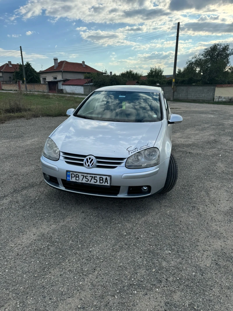 VW Golf, снимка 1 - Автомобили и джипове - 47332744