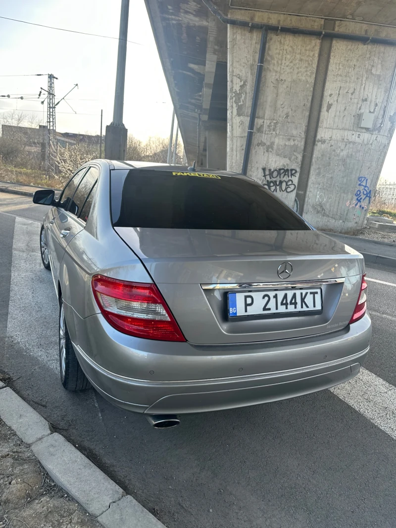 Mercedes-Benz C 220, снимка 7 - Автомобили и джипове - 49496625