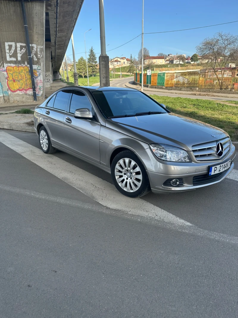 Mercedes-Benz C 220, снимка 4 - Автомобили и джипове - 49496625