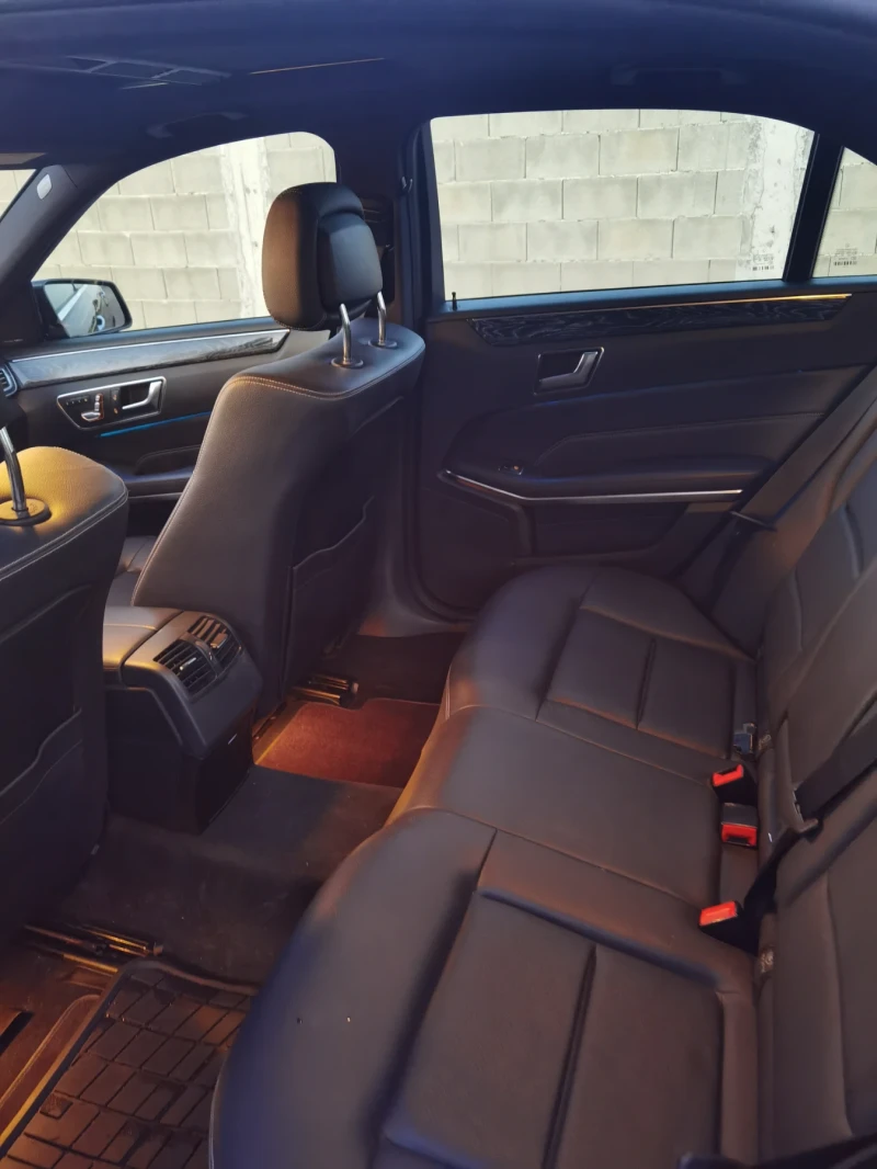 Mercedes-Benz E 350 4 matic АМG, снимка 7 - Автомобили и джипове - 52006298