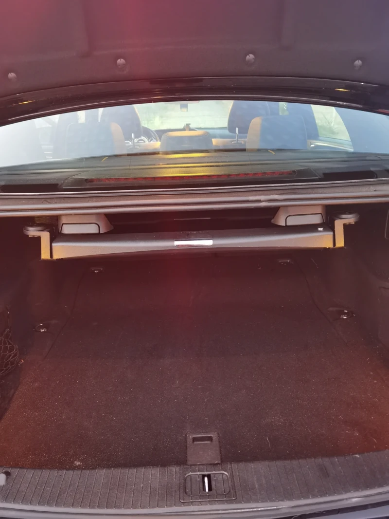 Mercedes-Benz E 350 4 matic АМG, снимка 8 - Автомобили и джипове - 52006298