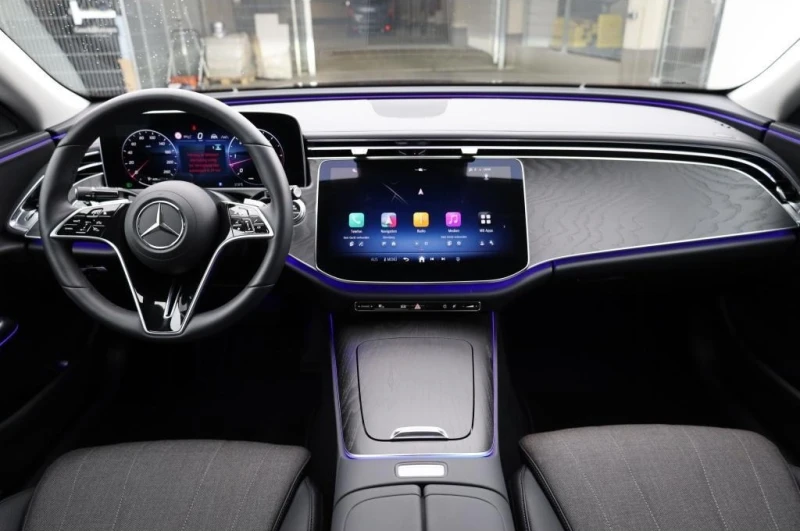 Mercedes-Benz E 450 d* 4M* AVANTGARDE* 360 CAM* KEYLESS* , снимка 14 - Автомобили и джипове - 51759358