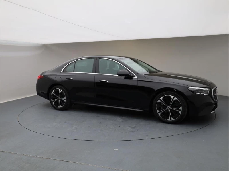 Mercedes-Benz E 450 d* 4M* AVANTGARDE* 360 CAM* KEYLESS* , снимка 3 - Автомобили и джипове - 51759358