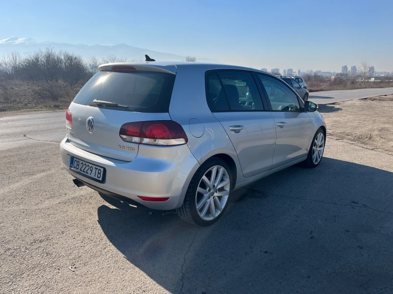 VW Golf 2.0 TDI Highline, снимка 3 - Автомобили и джипове - 52312326