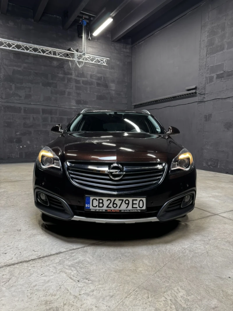 Opel Insignia, снимка 3 - Автомобили и джипове - 52326349