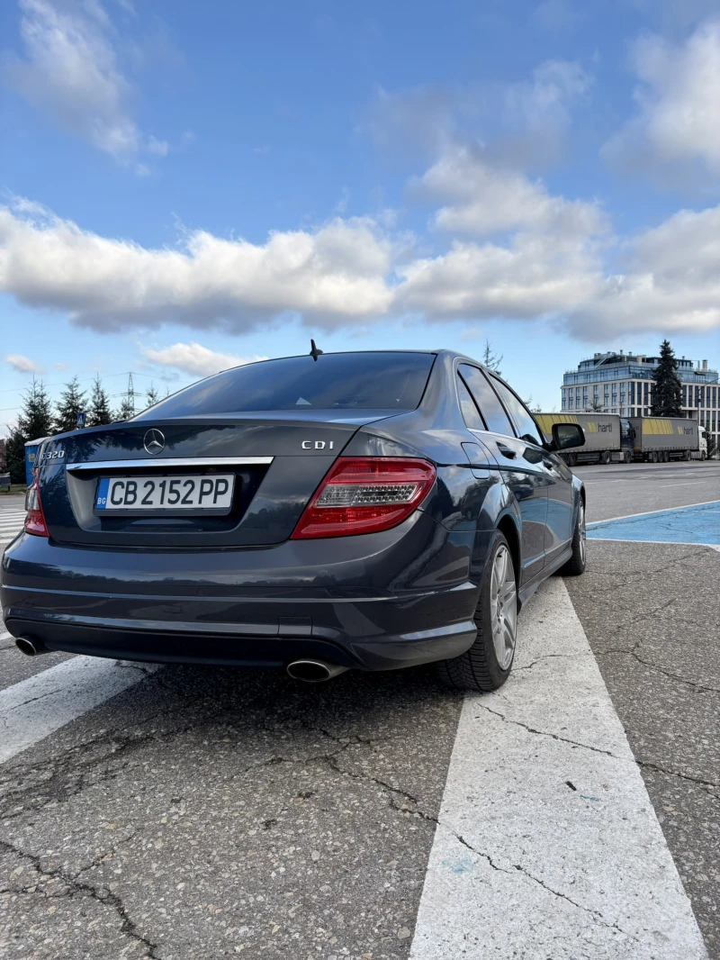 Mercedes-Benz C 320 AMG, снимка 4 - Автомобили и джипове - 52332503