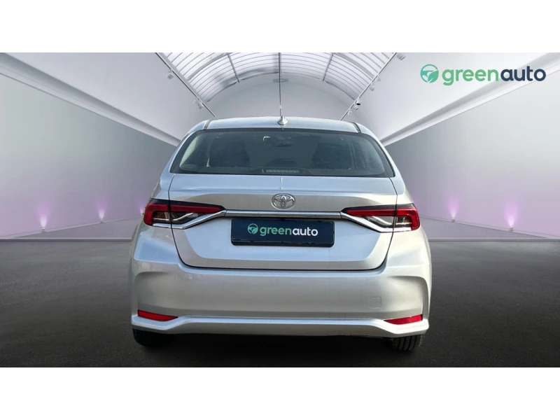 Toyota Corolla  1.6 VVT-i  M/T, Месечна вноска от 227  , снимка 4 - Автомобили и джипове - 53009850