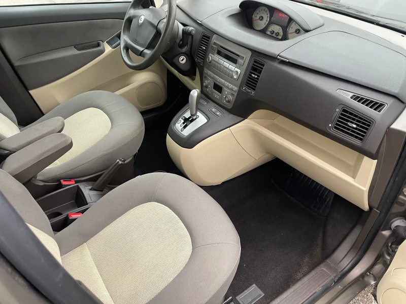 Lancia Musa 1.4 Автоматик, снимка 13 - Автомобили и джипове - 53471691