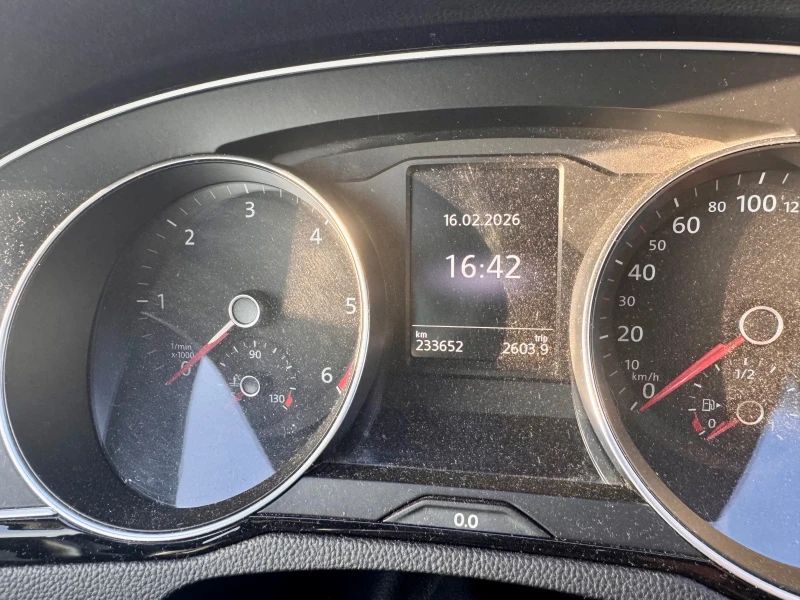 VW Passat, снимка 8 - Автомобили и джипове - 53508755