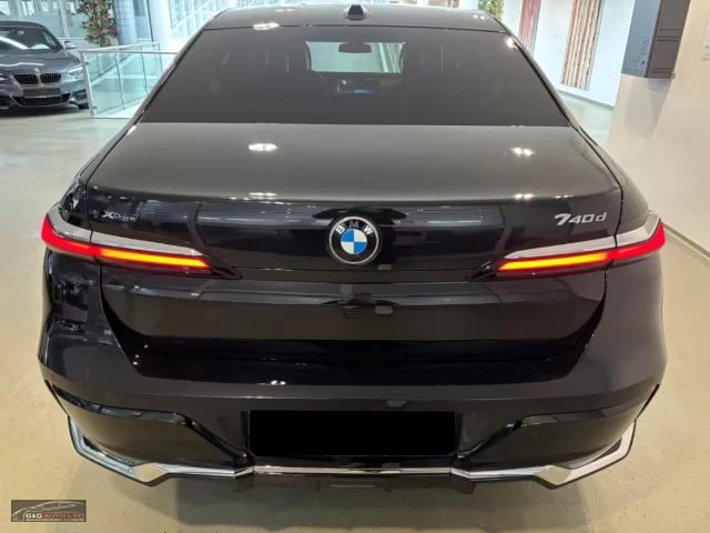 BMW 740 d/286HP/M SPORT/B&W/PANO/360/150h, снимка 5 - Автомобили и джипове - 53658709