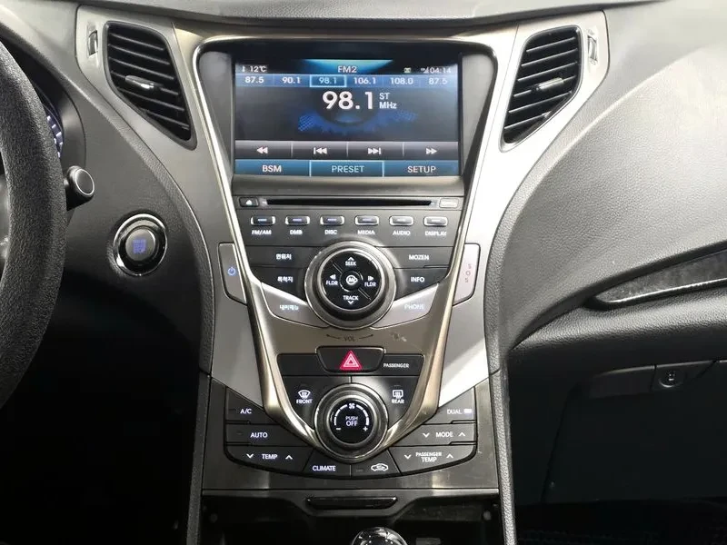 Hyundai Grandeur 2.4, снимка 13 - Автомобили и джипове - 54625782