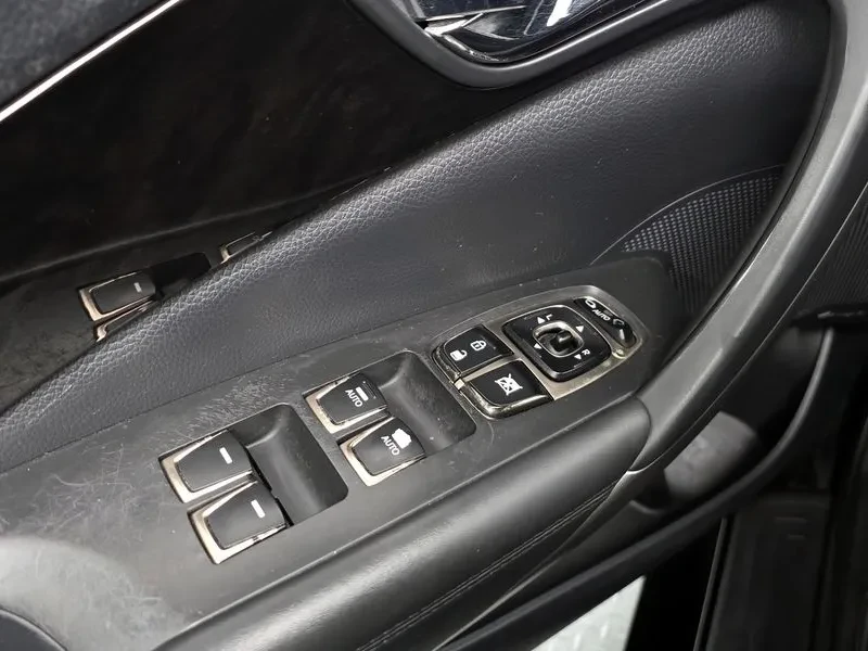 Hyundai Grandeur 2.4, снимка 16 - Автомобили и джипове - 54625782
