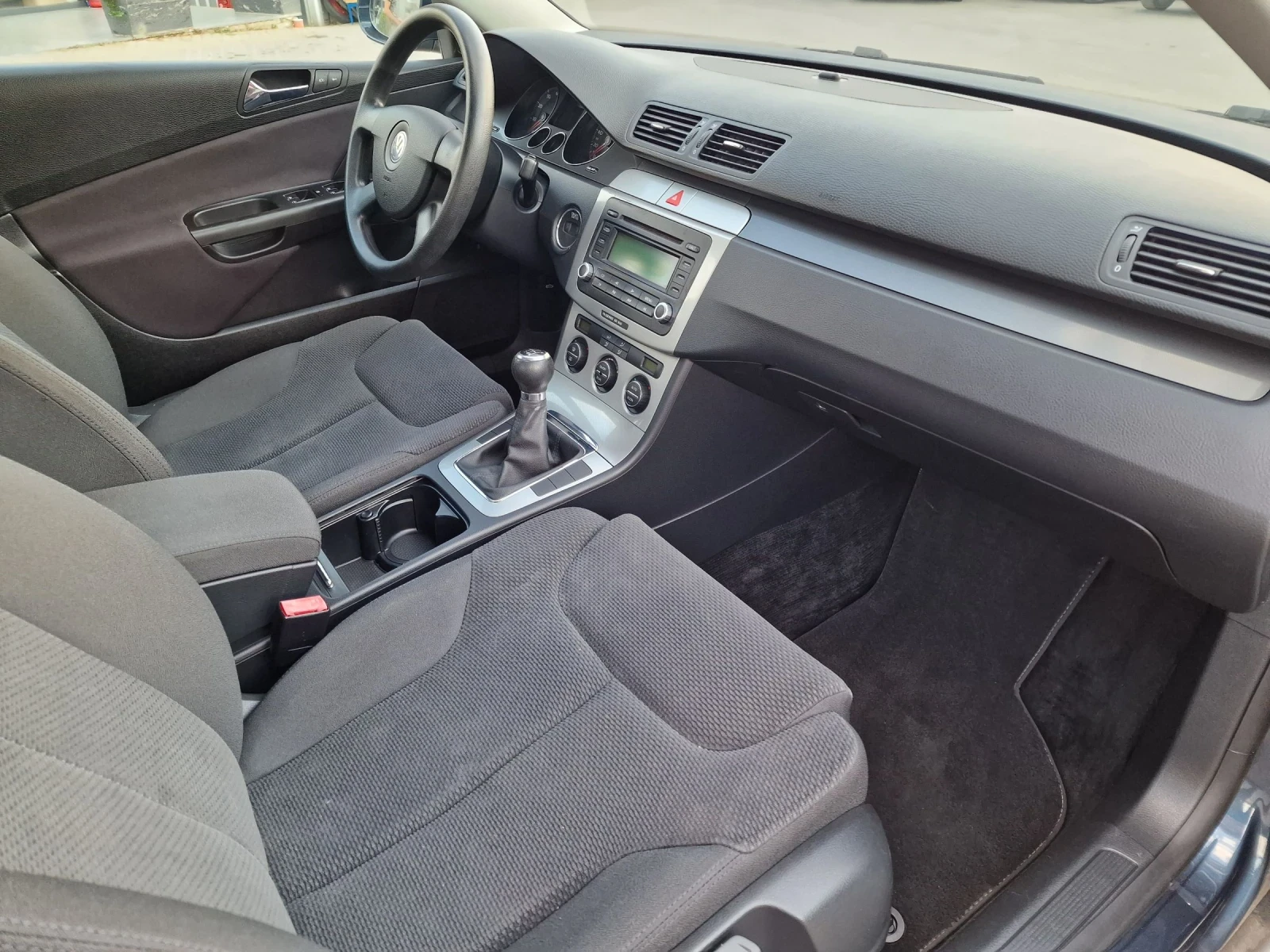 VW Passat 1.6i - 116ps ! | Mobile.bg   11