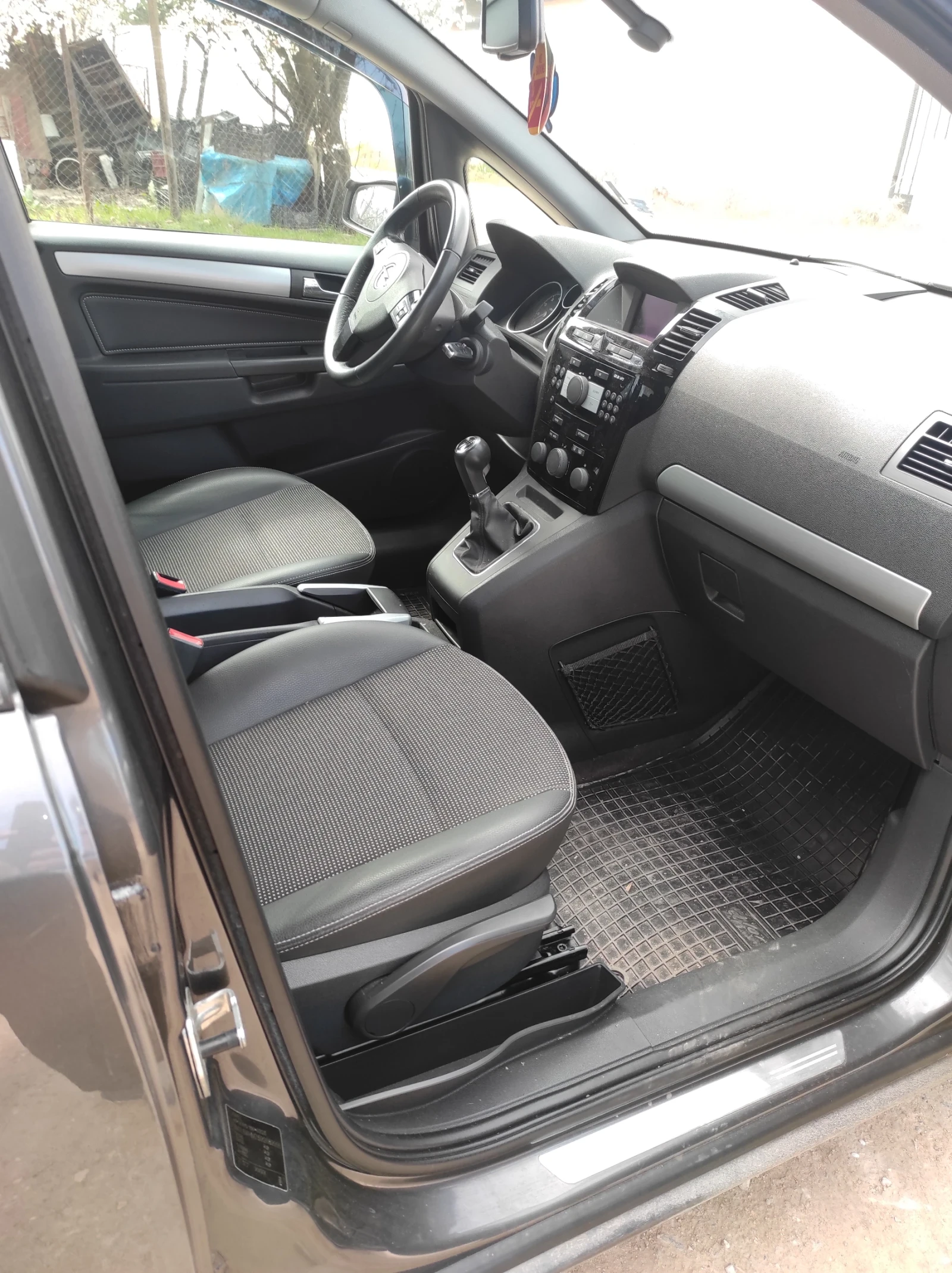 Opel Zafira COSMO - изображение 6