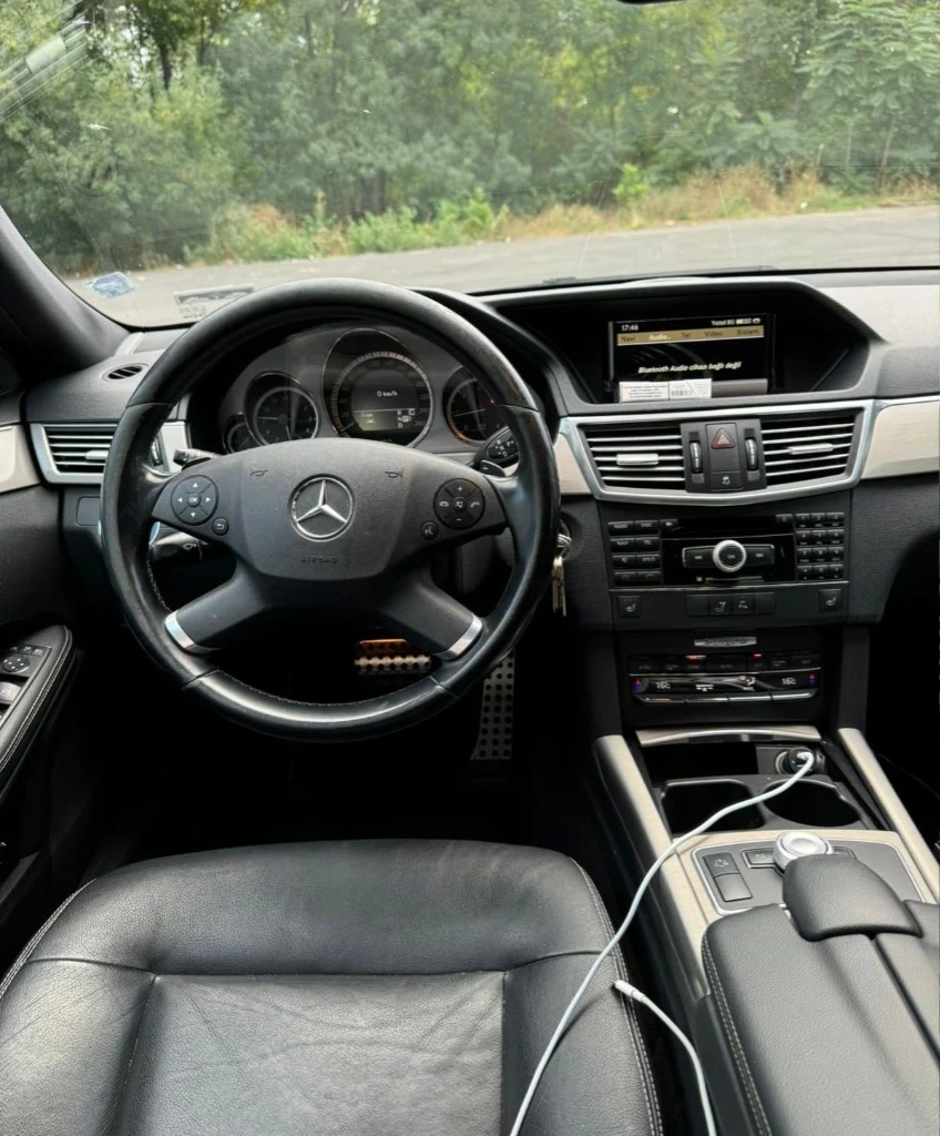 Mercedes-Benz E 350    - изображение 8