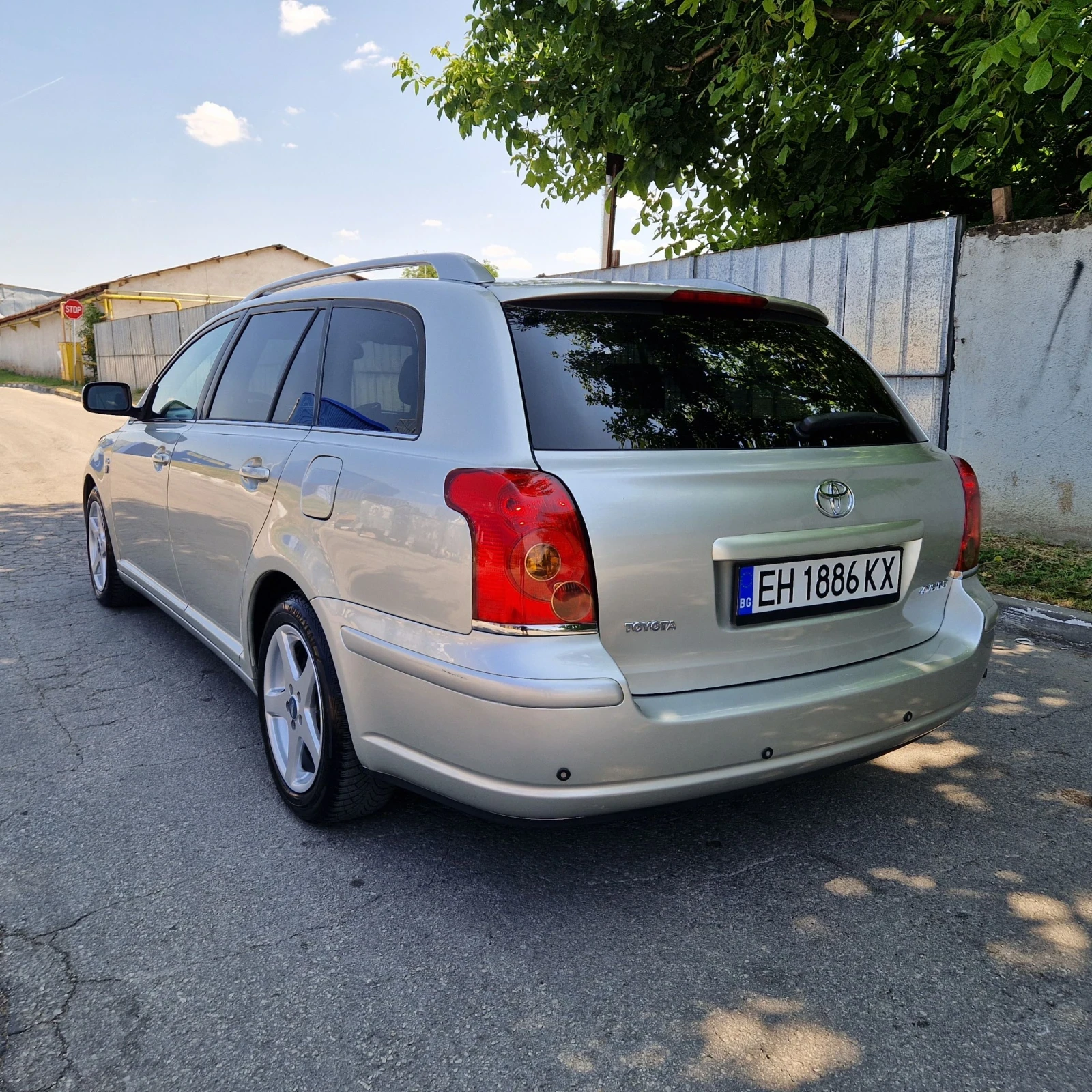 Toyota Avensis 2.0 D4D 116к.с. ПОДГРЕВ/ПАРКТРОНИК/ТЕМПОМАТ  - изображение 5