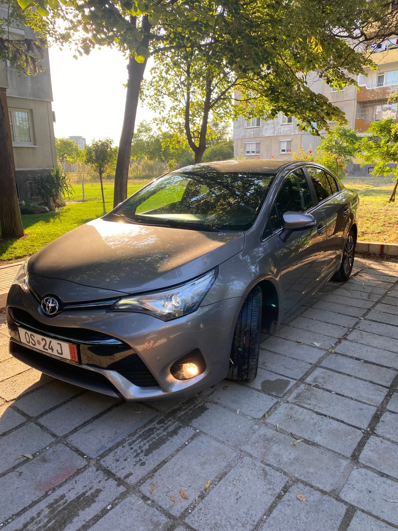 Toyota Avensis  - изображение 4