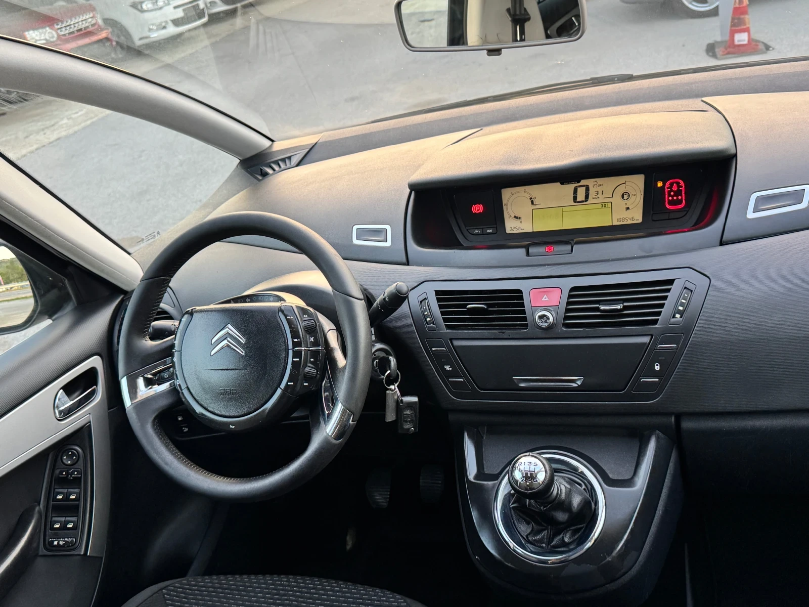 Citroen C4 Picasso 2.0HDI ИТАЛИЯ - изображение 9