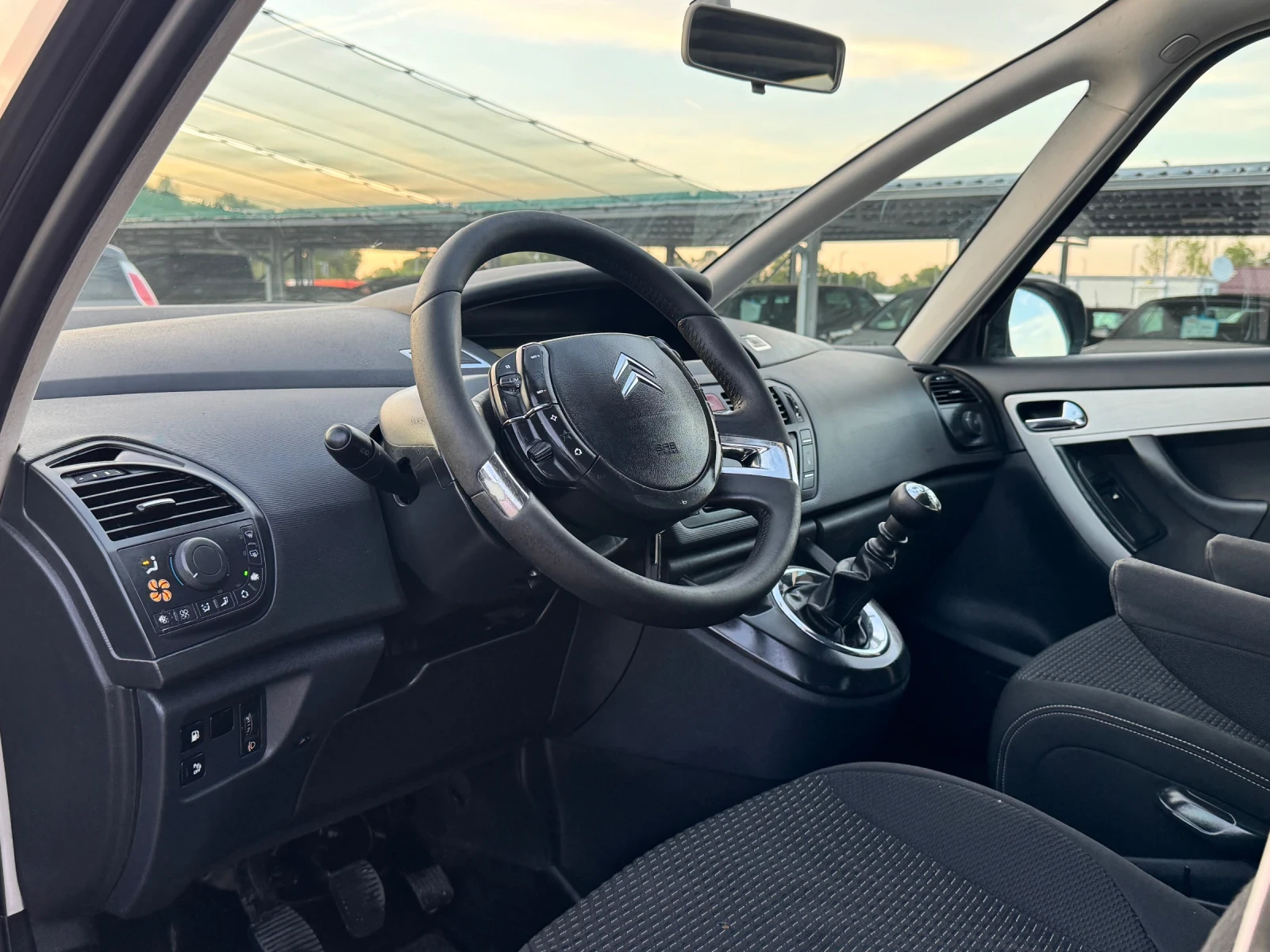 Citroen C4 Picasso 2.0HDI ИТАЛИЯ - изображение 2