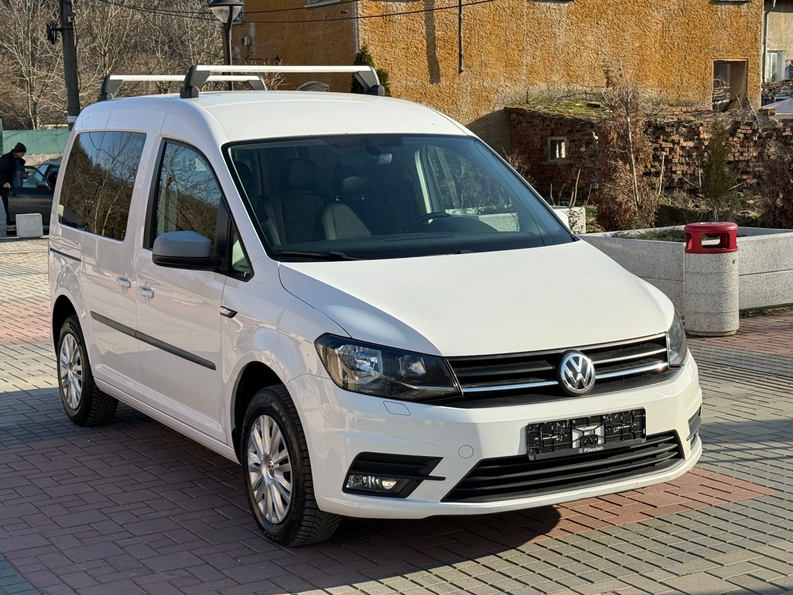 VW Caddy  НОВ ВНОС РЕАЛ КМ ТОП СЪСТОЯНИЕ ФУЛ ЕКСТРИ НАВИ 