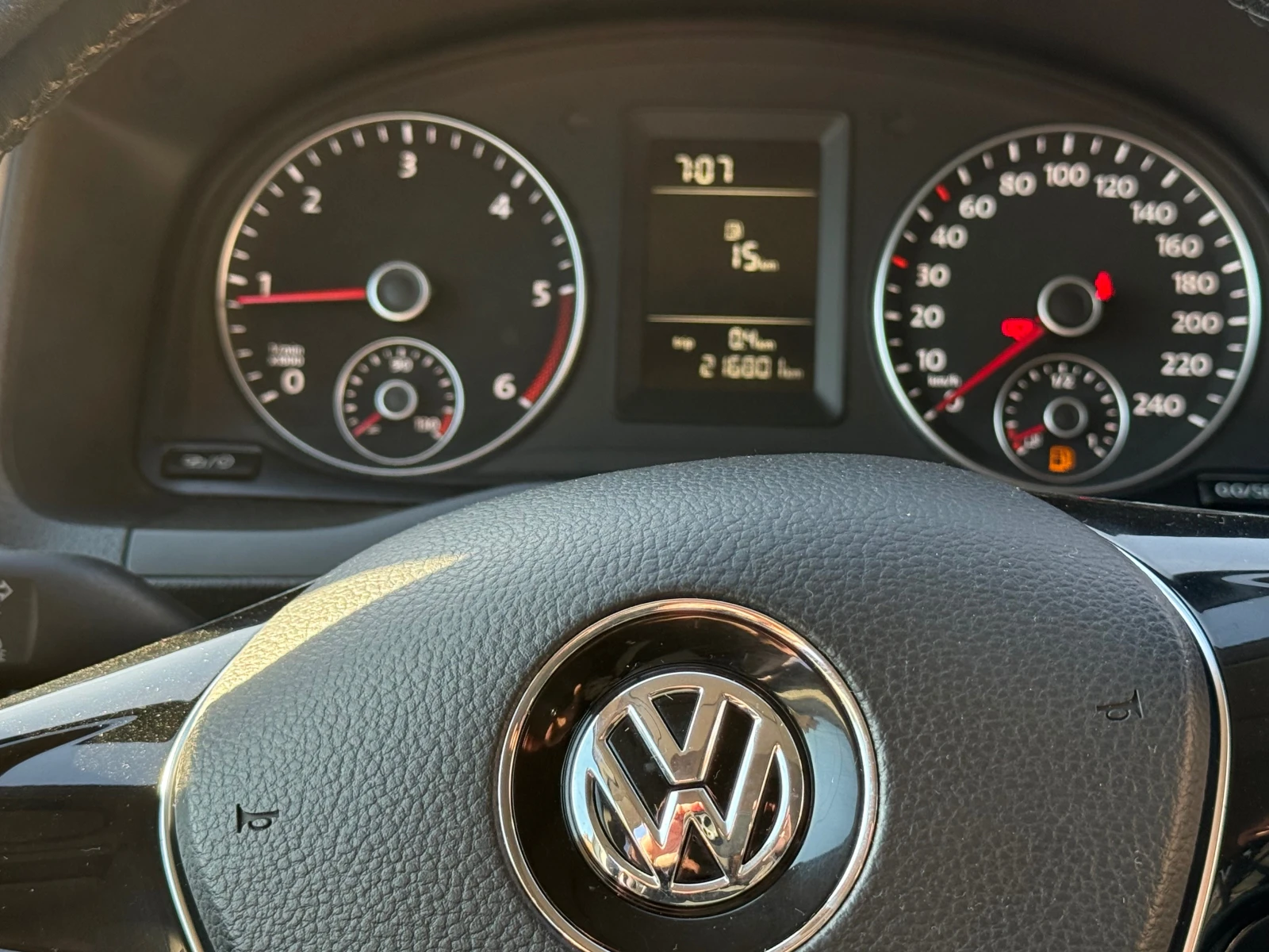 VW Caddy  НОВ ВНОС РЕАЛ КМ ТОП СЪСТОЯНИЕ ФУЛ ЕКСТРИ НАВИ , снимка 15 - Автомобили и джипове - 53770795