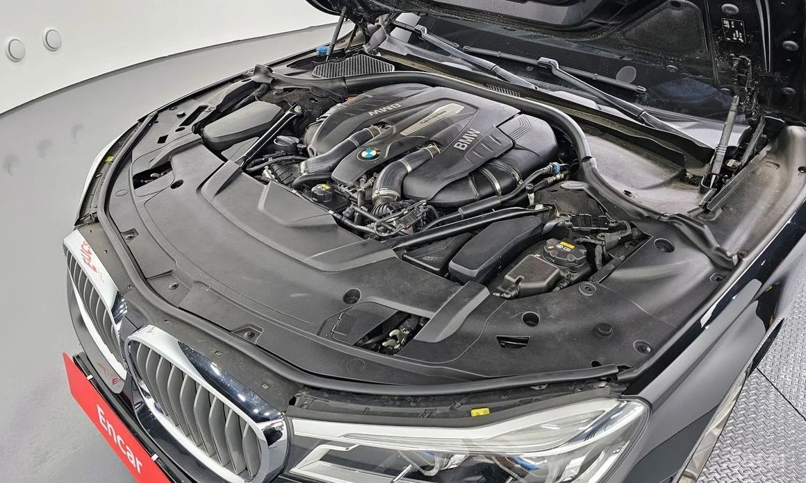 BMW 750, снимка 6 - Автомобили и джипове - 54254474