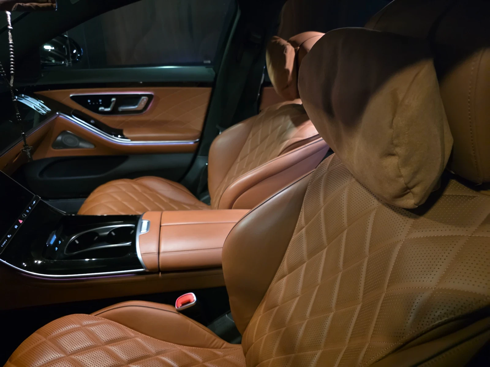 Mercedes-Benz S 580 Дълга база AMG визия., снимка 11 - Автомобили и джипове - 54560847