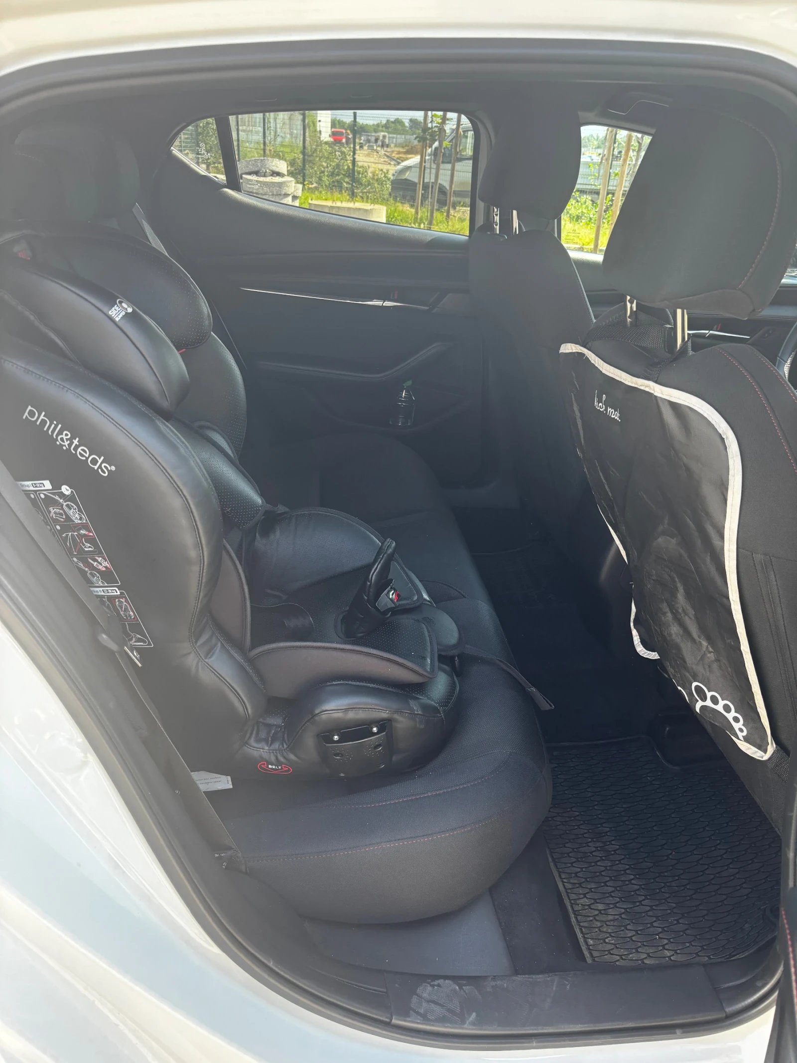 Mazda 3, снимка 8 - Автомобили и джипове - 54865442