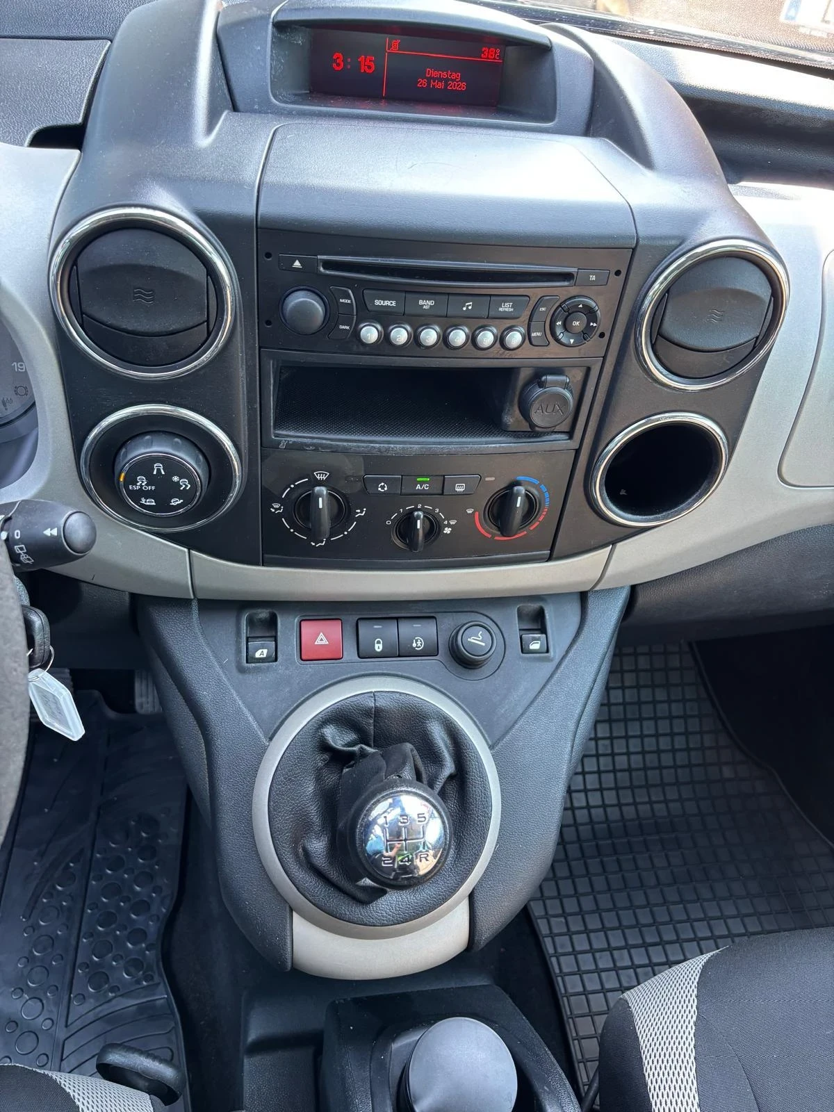 Citroen Berlingo 1.6D XTR, снимка 15 - Автомобили и джипове - 54870148