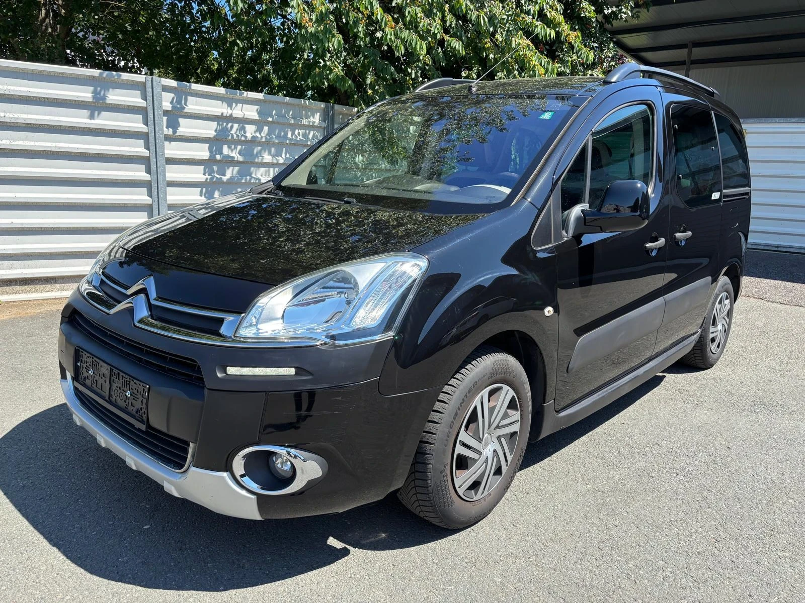 Citroen Berlingo 1.6D XTR, снимка 13 - Автомобили и джипове - 54870148