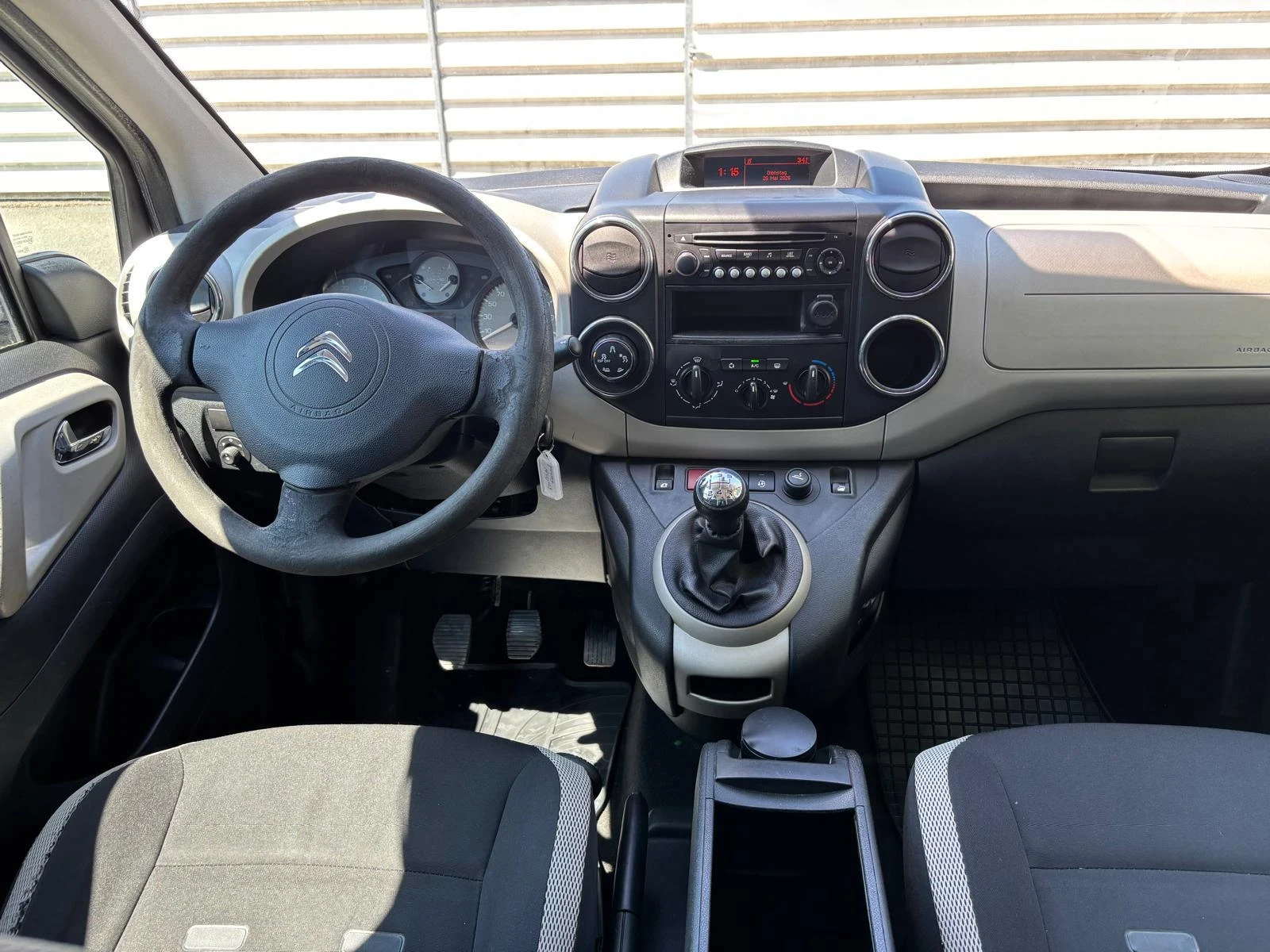 Citroen Berlingo 1.6D XTR, снимка 11 - Автомобили и джипове - 54870148
