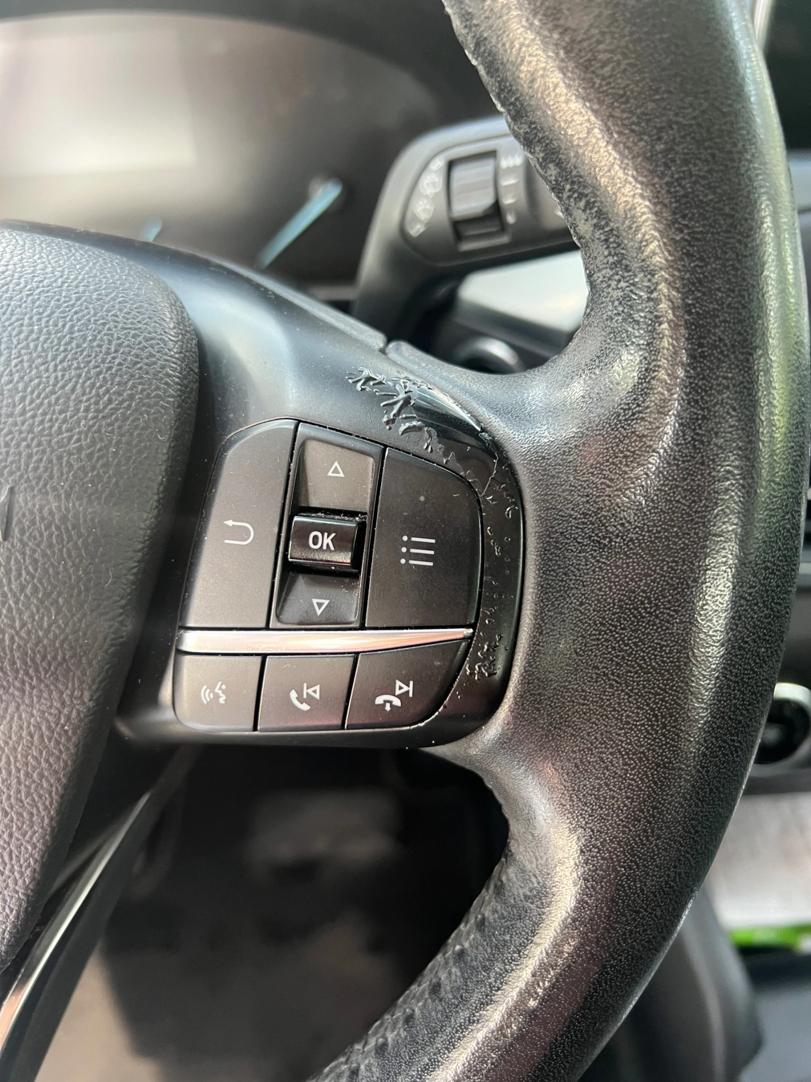 Ford Focus 1.5 active, снимка 17 - Автомобили и джипове - 54900006