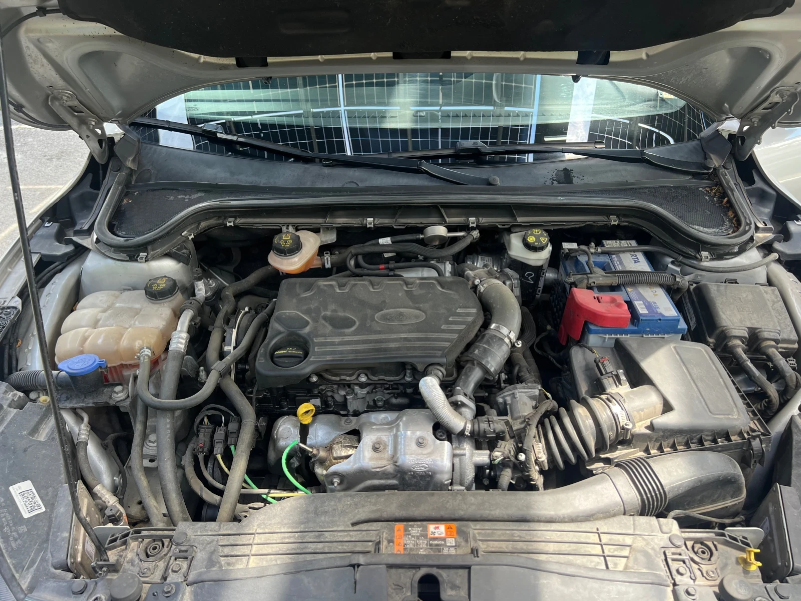 Ford Focus 1.5 active, снимка 9 - Автомобили и джипове - 54900006