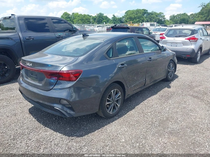 Kia Forte 2.0L I-4 DOHC, VVT, 147HP Front Wheel Drive | Mobile.bg � ����������� 4
