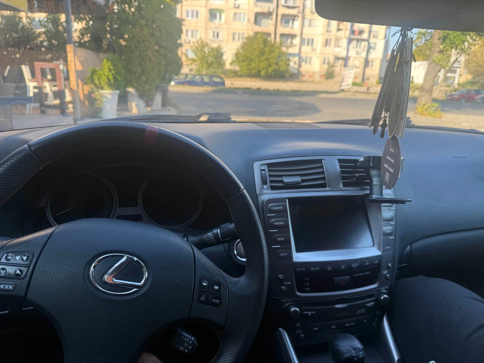 Lexus IS 220d, снимка 3 - Автомобили и джипове - 54982068