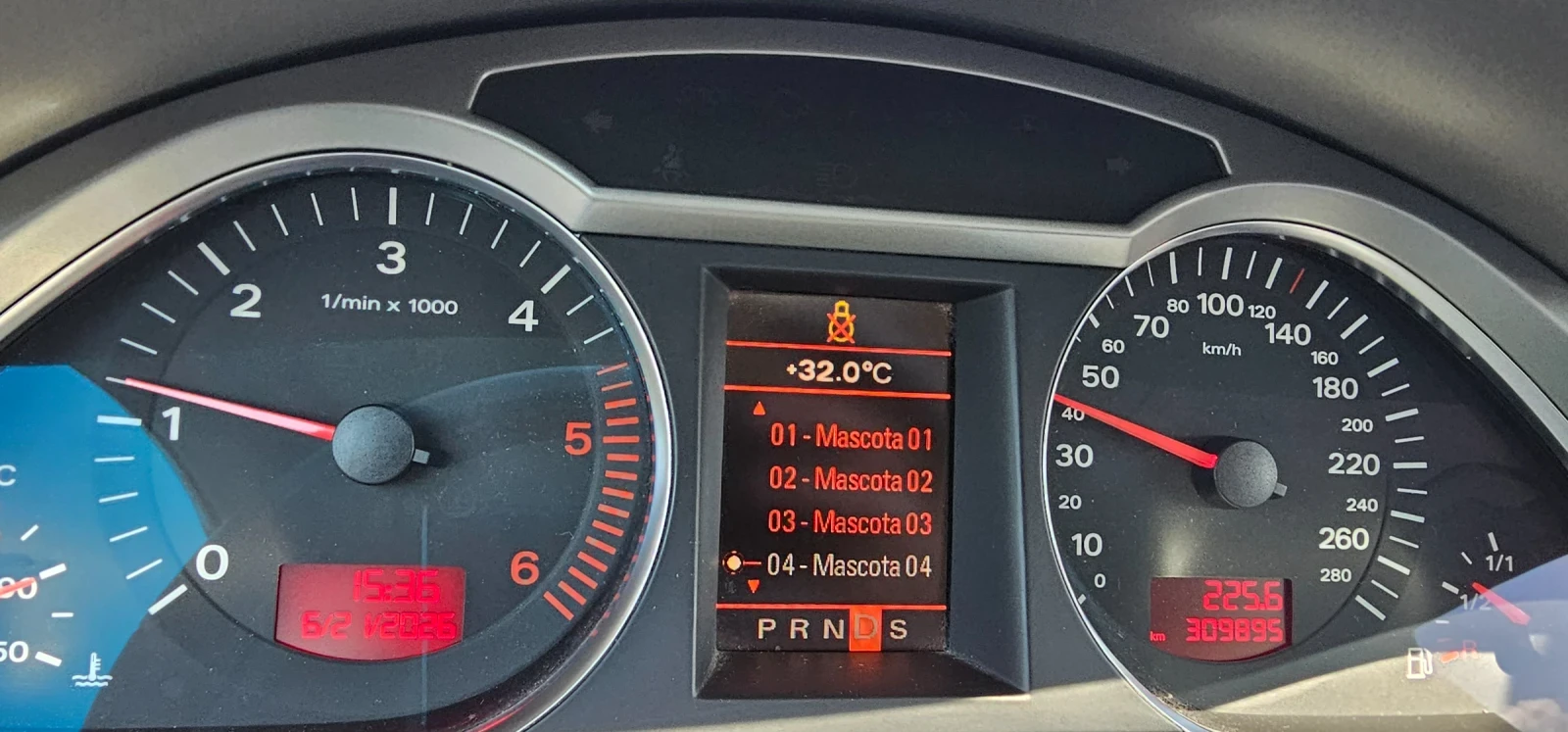 Audi A6, снимка 16 - Автомобили и джипове - 55015983