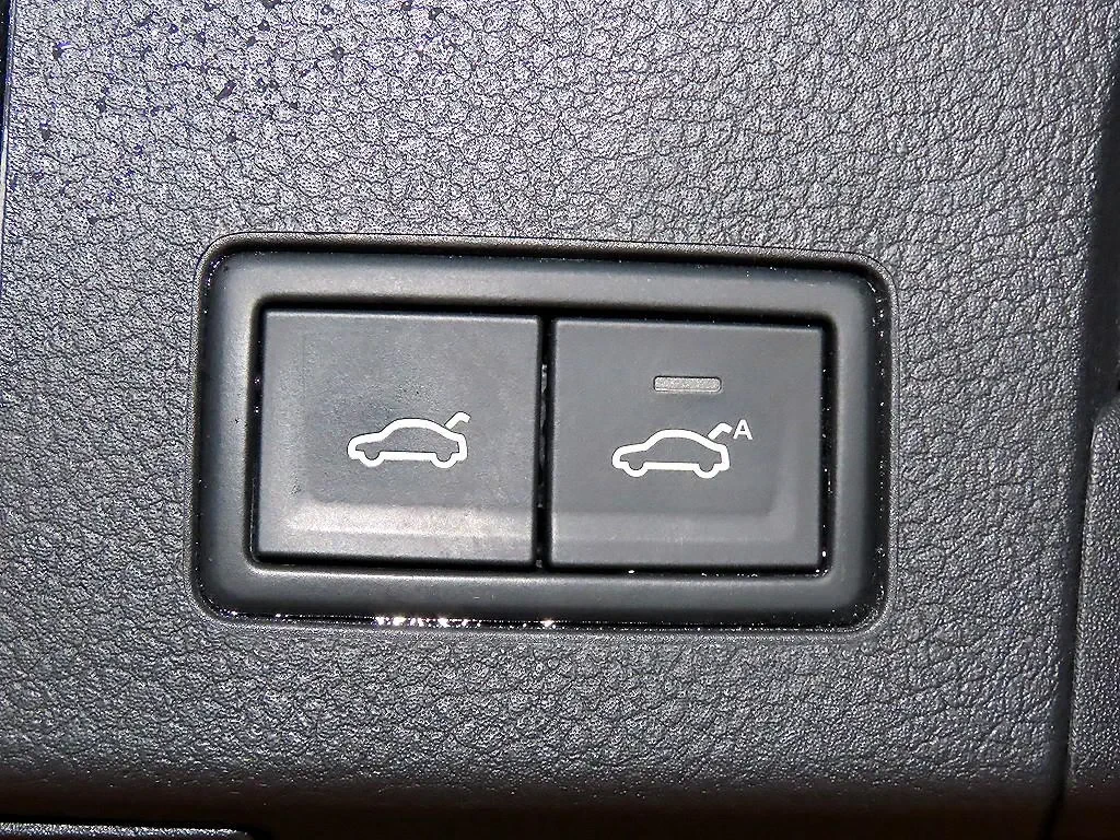 VW Arteon 2.0 TDI Prestige, снимка 13 - Автомобили и джипове - 55086590