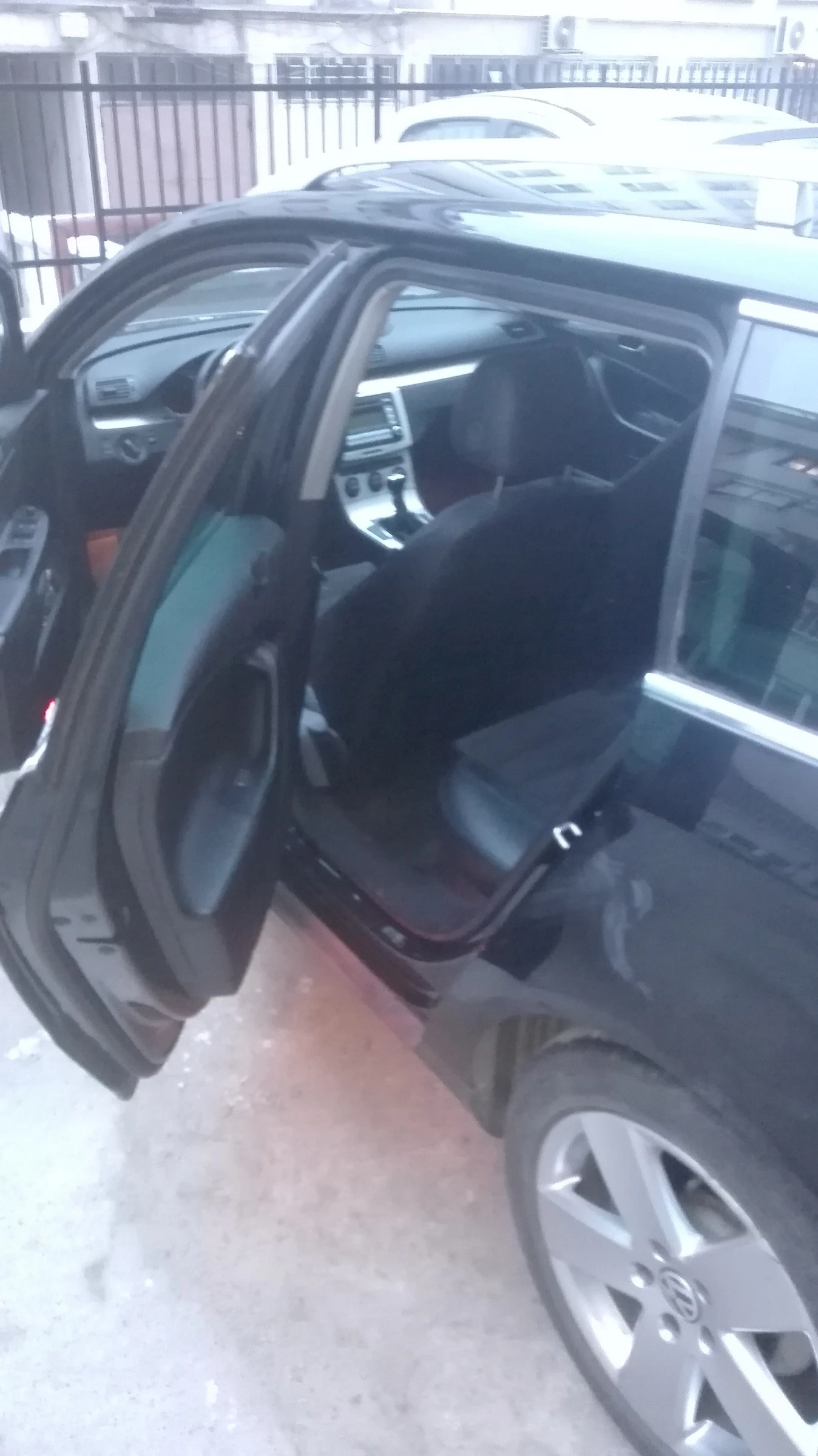 VW Passat Б6, снимка 2 - Автомобили и джипове - 55125560