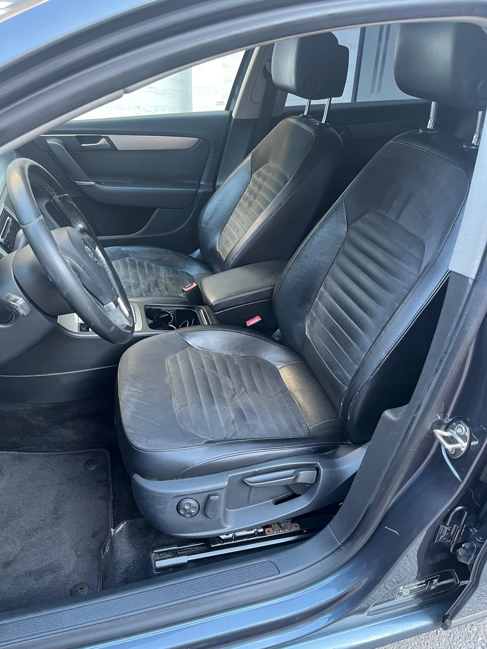 VW Passat 2.0 TDI 140�.�. | Mobile.bg � ����������� 10